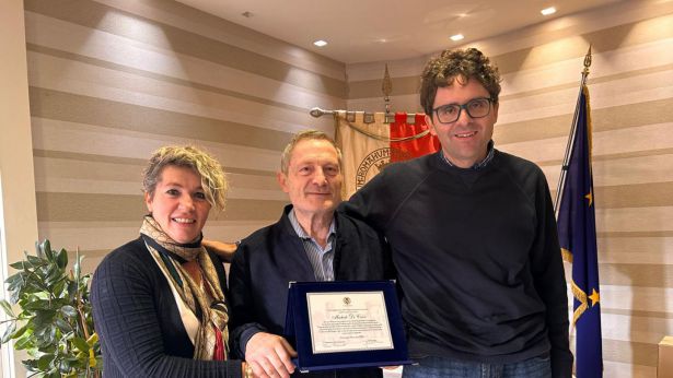 Michele Di Cicco con il Sindaco Mernna e l'assessore Fioravante