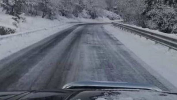 La neve sulle strade d'Abruzzo