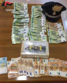 La cocaina e i soldi recuperati