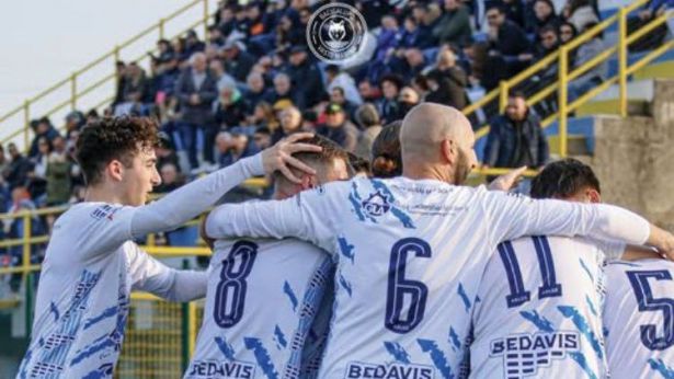 I calciatori della Bacigalupo Vasto Marina