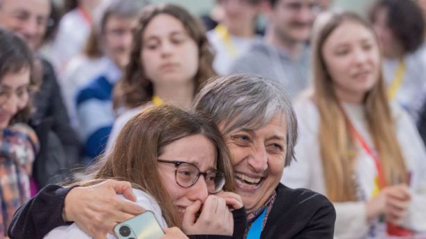 Camilla Di Pietro con la docente Maria Di Gregorio