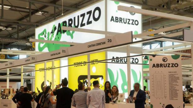 Vinitaly: lo stand dell'Abruzzo
