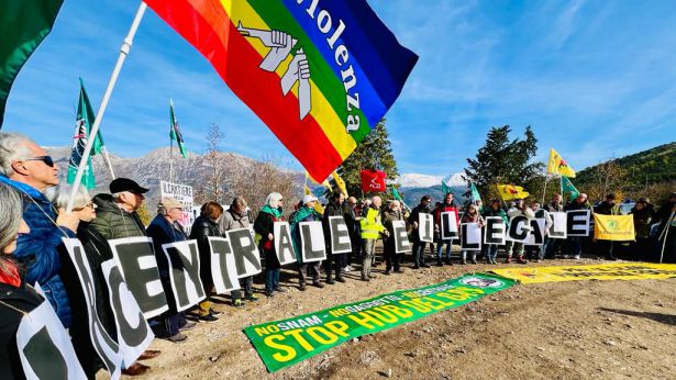 La protesta degli ambientalisti