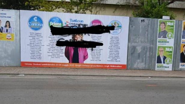Ortona: i manifesti di Cristiana Canosa