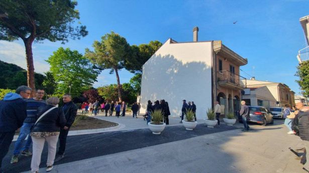 San Salvo: il nuovo ingresso della Villa comunale
