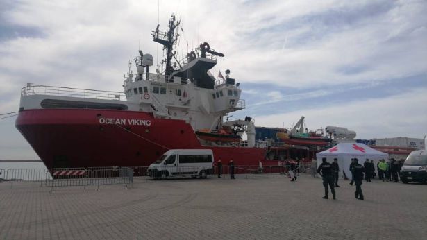 La nave ONG “ Ocean Viking”
