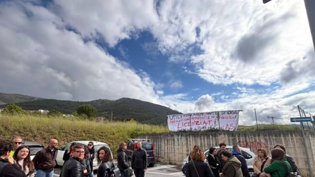 L'Aquila: la protesta dei precari della ASL