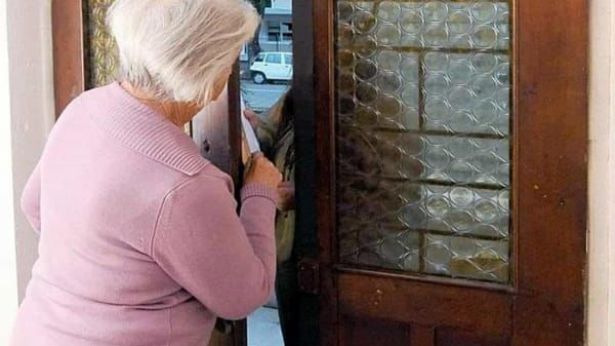Truffe alle persone anziane