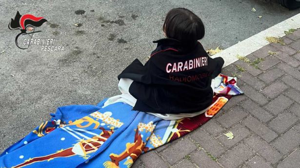 Uno dei minori posto in salvo dai Carabinieri