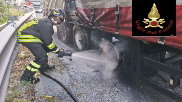 L'intervento dei Vigili del Fuoco