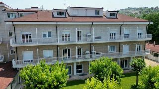Una ngolo della imponente struttura della Fondazione Padre Alberto Mileno