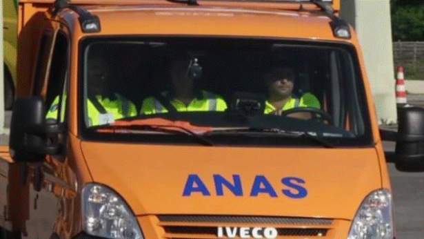 Un mezzo dell'ANAS
