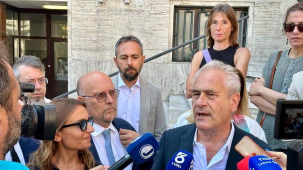 Pescara: Carlo Costantini dinanzi al Comune