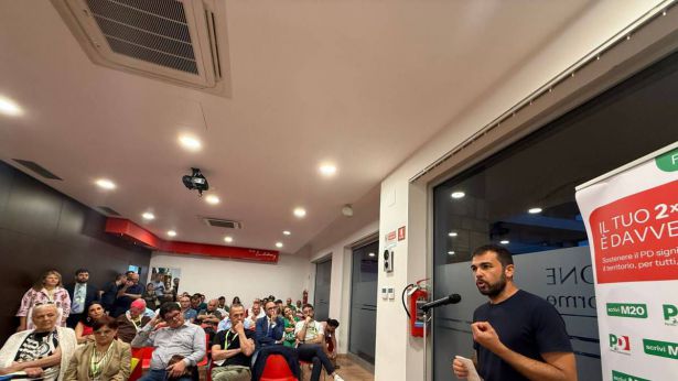 Marinelli nel corso dell'Assemblea del P.D.