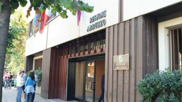 LA SEDE DELLA REGIONE A PESCARA