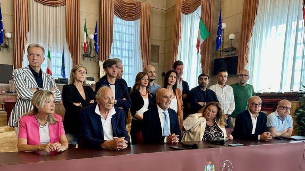 Il Sindaco Masci con i suoi