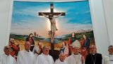 Don Tommaso Di Stefano con il vescovo ed i suoi confratelli