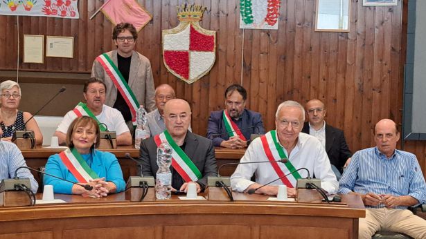 Vasto: I sindaci del Vastese riuniti nella Sala Consiliare del Comune
