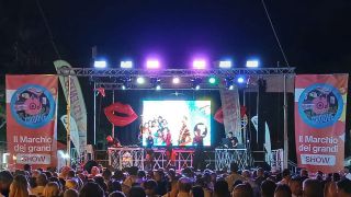 Vasto Marina: la Notte Rosa delle Sirene 2025