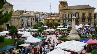 Una visione dall'alto di Piazza Rossetti