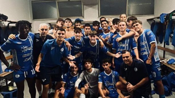 I giovani calciatori della Bacigalupo Vasto Marina