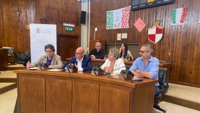 Vasto: presentazione in Municipio
