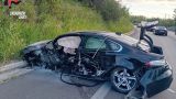 La macchina rubata distrutta nell'incidente