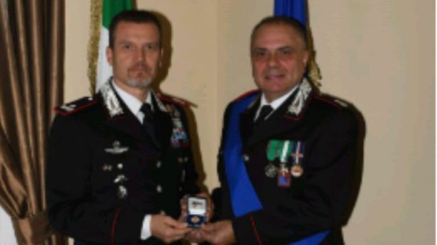 Il maggiore Abbatantuoni rcevuto dal Comandante Feroce