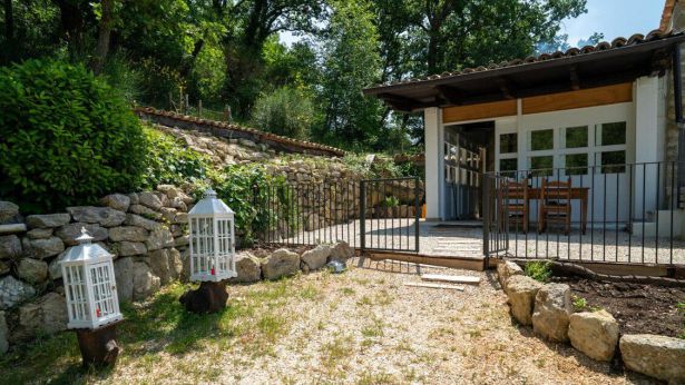 Palmoli: Il casolare messo a dsposizione della famiglia anglo-australiana