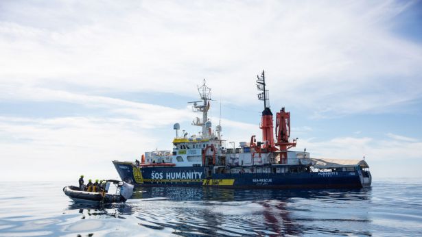 La nave Sos Humanity