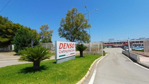 Lo stabilimento Denso di Piana Sant'Angelo