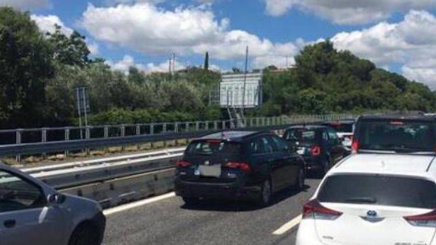 Disagi in autostrada per gli automobilisti