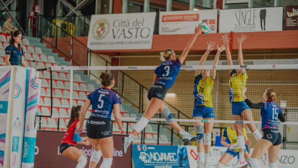 Una fase di gioco della Tenaglia Altino