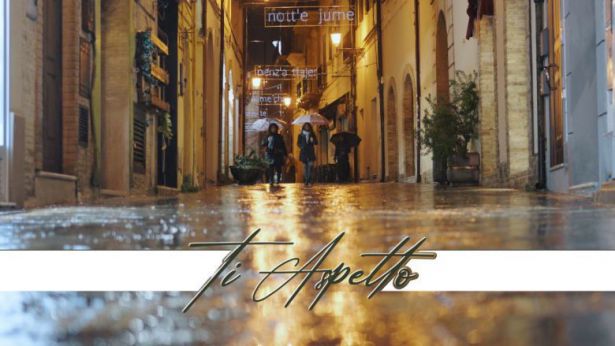 "Ti Aspetto" di Auro Zelli: foto di via Santa Maria
