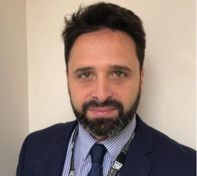 Il prof.Umberto Benedetto