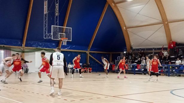 La Vasto Basket a Canosa di Puglia