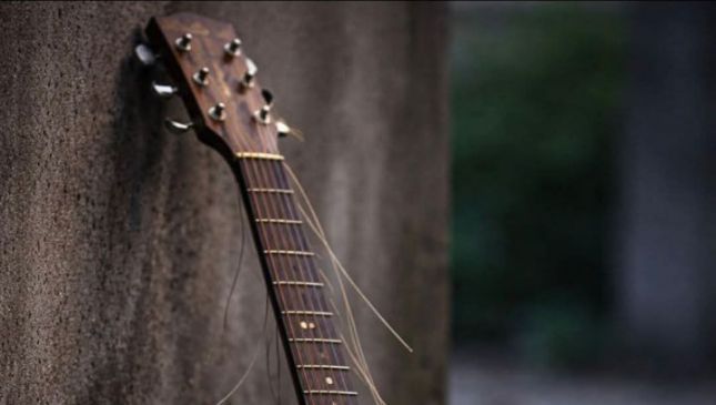 Chitarra scordata