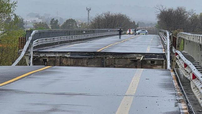 Il Ponte sul Fiume Trigno crollato