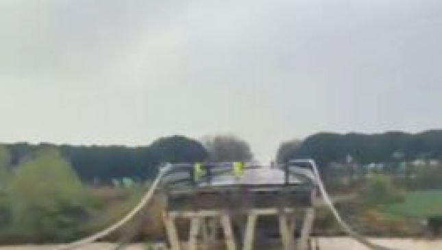 Il ponte sul Fiume Trigno crollato