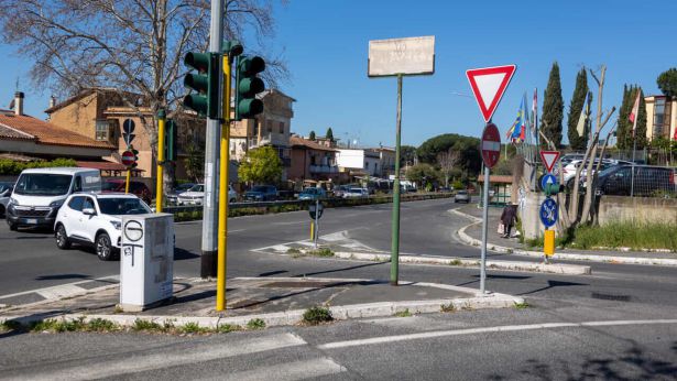 Il luogo dell'incidente (foto LaPresse Francesco Benvenuti)