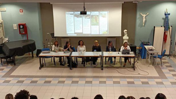 Pantini-Pudente: una immagine dell'incontro-dibattito