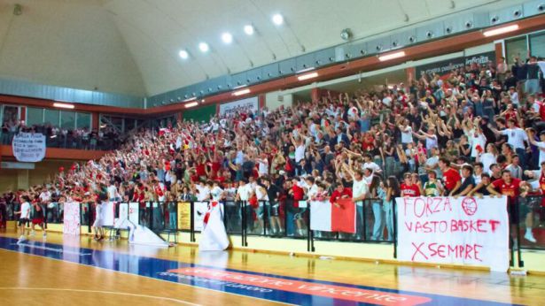 I tifosi della Vasto Basket