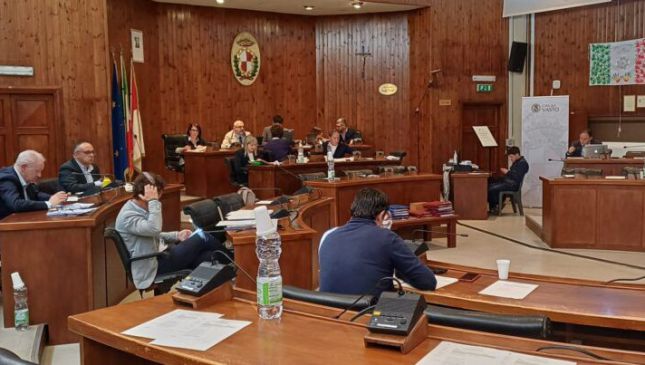 L'aula consiliare del Comune di Vasto oggi