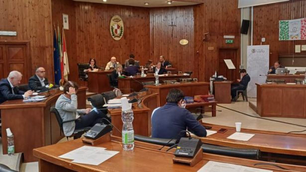 L'aula consiliare del Comune di Vasto oggi