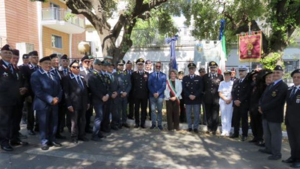 Vasto: cerimonia in Viale della Rimembranza