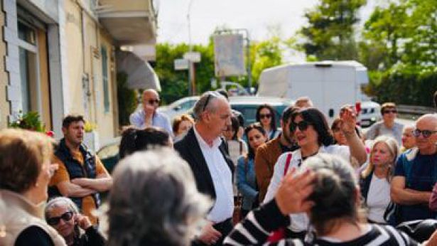 Legnini tra la gente