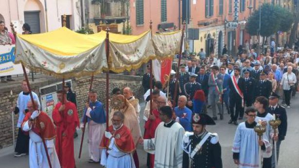 Vasto: La Processione del Corpus Domini