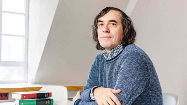 Il prof. Mircea Cărtărescu