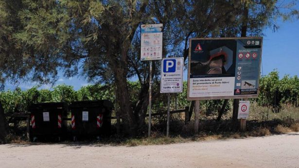 Punta Aderci: l'accesso ad un parcheggio