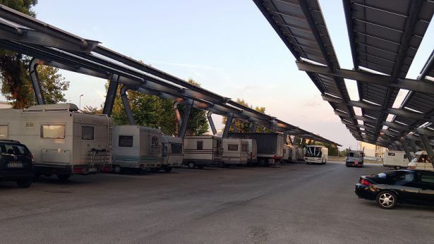 Vasto: il parcheggio del fotovoltaico di Viale Paul Harrys